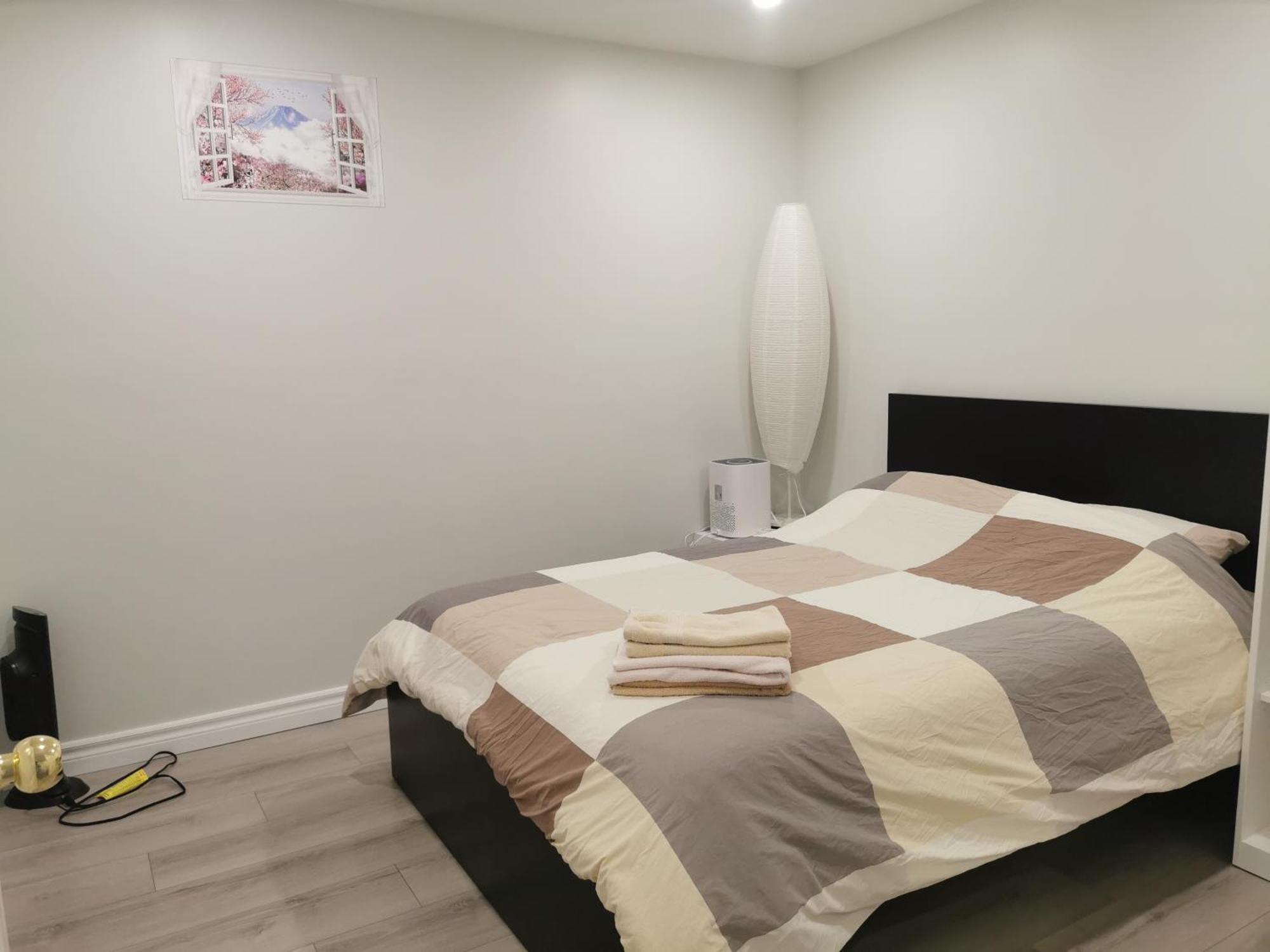 Perfect Location Comfort Private House Lower Level 2 Bedroom Unit Mississauga Exterior photo